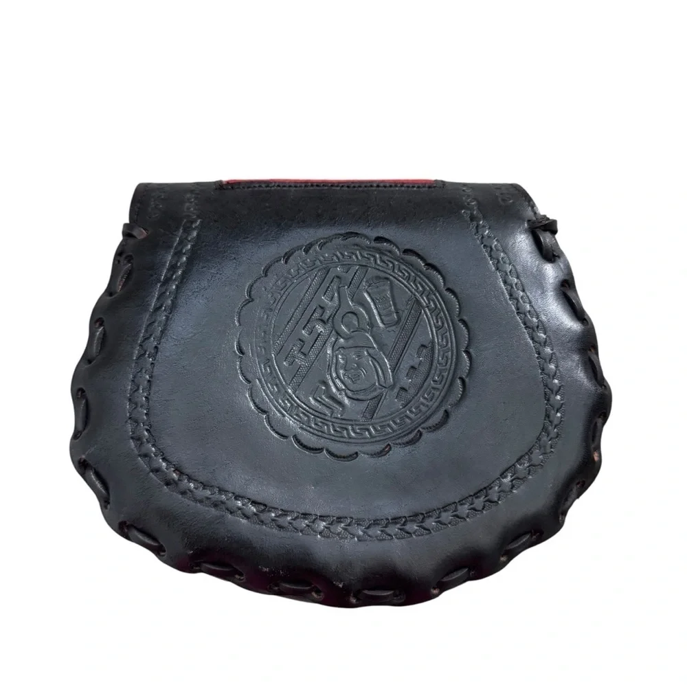Vintage 1970’s Western Tooled Atzec Leather Crossbody Bag 8”h x 7”I